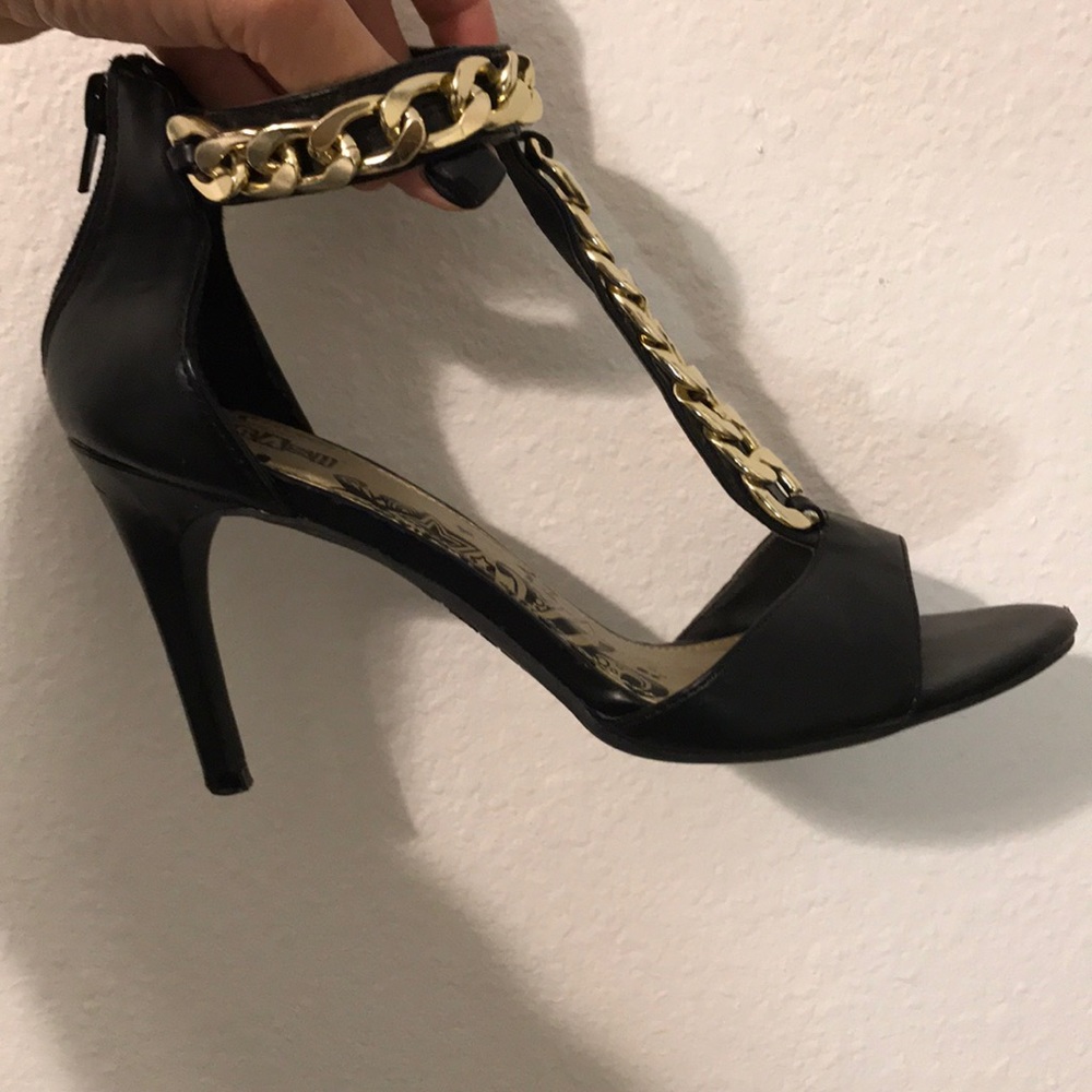 Heels - Picture 2 of 8